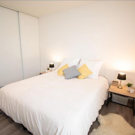 Joli Studio Tout Confort A 2 Pas De La Gare Poissy Exterior photo