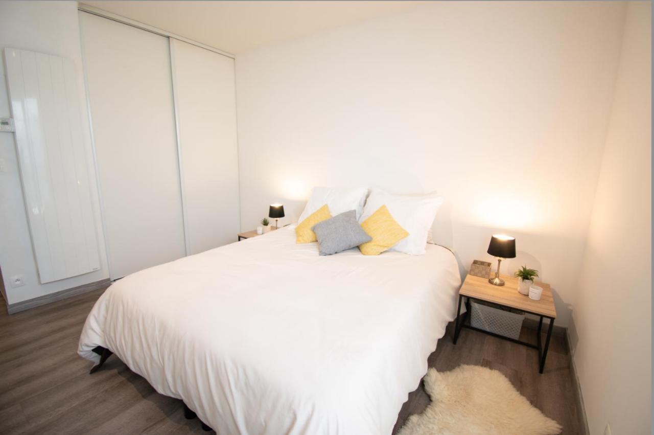 Joli Studio Tout Confort A 2 Pas De La Gare Poissy Exterior photo